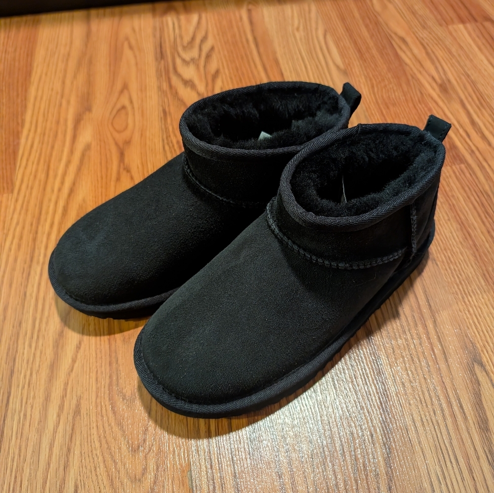 UGG Classic Ultra Mini boots